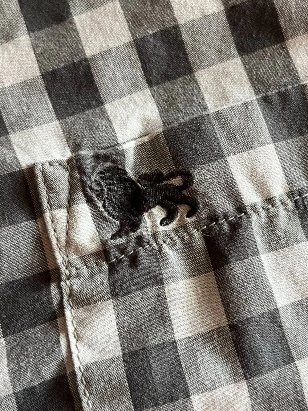 Old Navy gray check button-down shirt S 6-7
